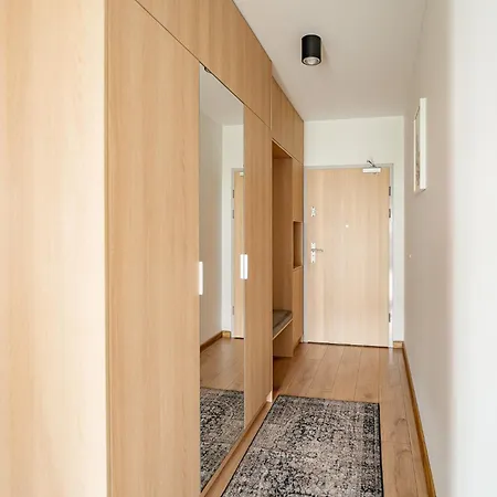 Apartment Mogilska Family - Hosty Collection *