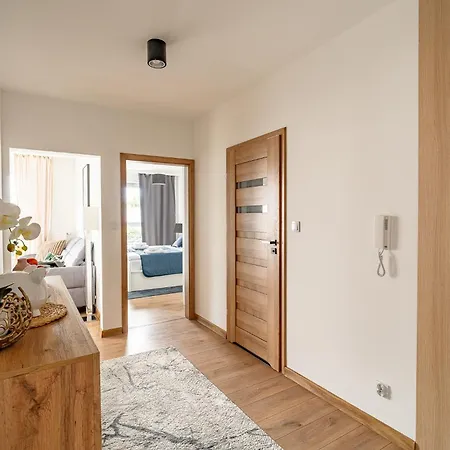 Mogilska Family - Hosty Collection Apartment *